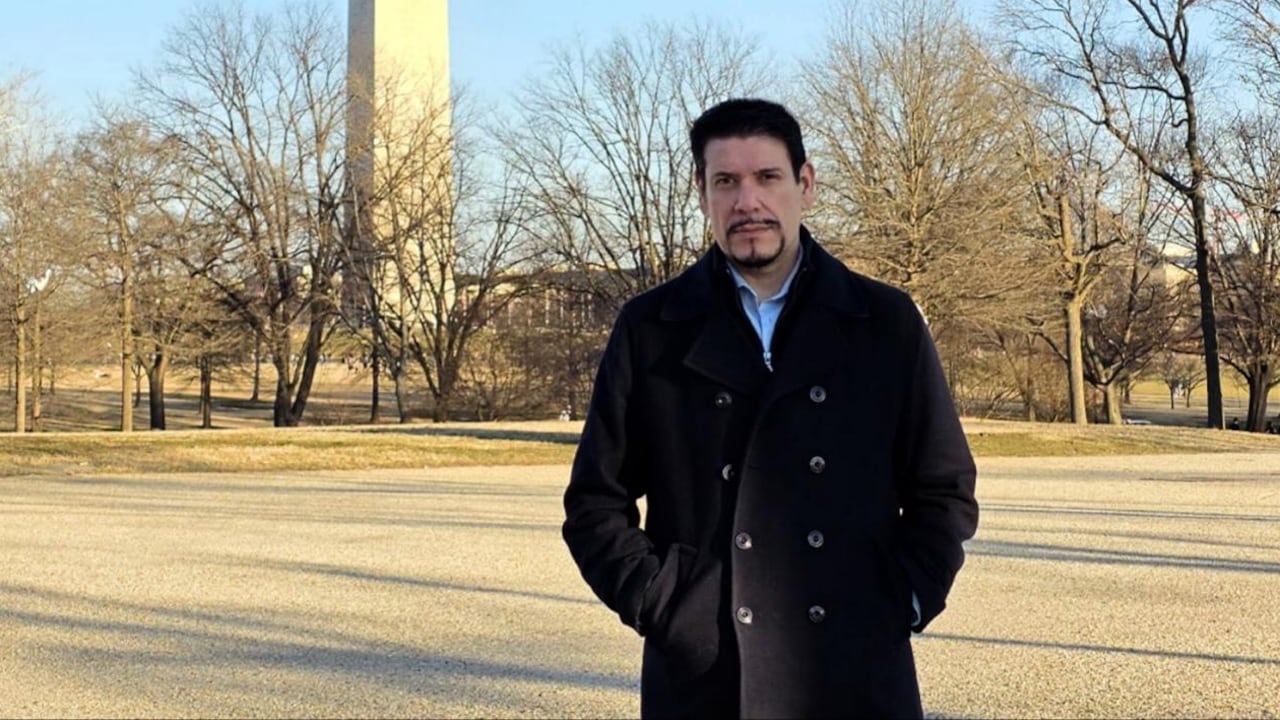 J.Mauricio Gaona es hijo del magistrado Manuel Gaona Cruz, inmolado en el Palacio de Justicia.