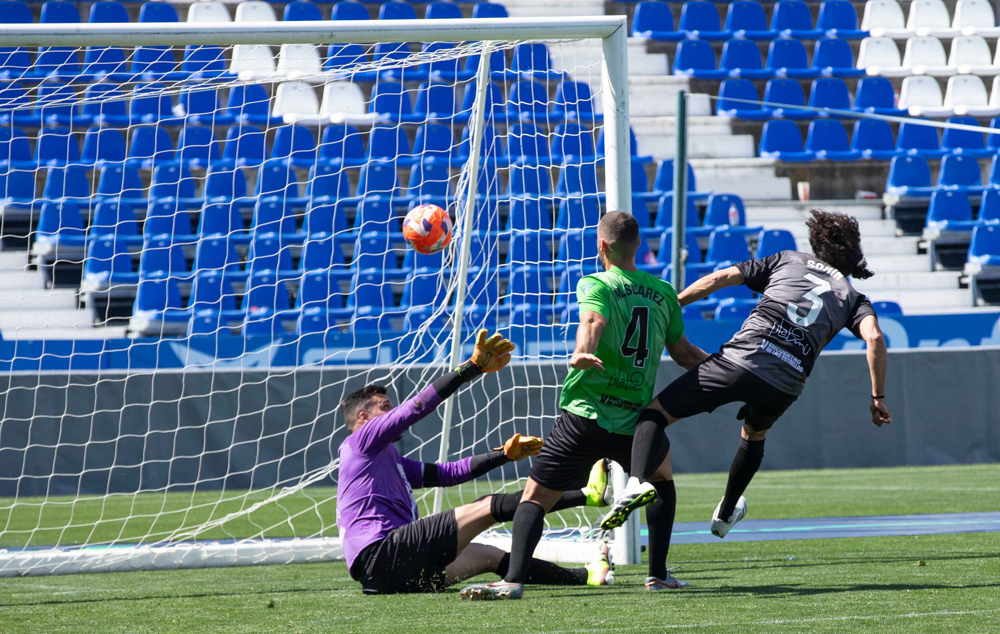 Juan Pablo Sorín sabe que se trata de un amistoso, pero no por eso la tomará con suavidad. Lideró a su  a lo más alto.