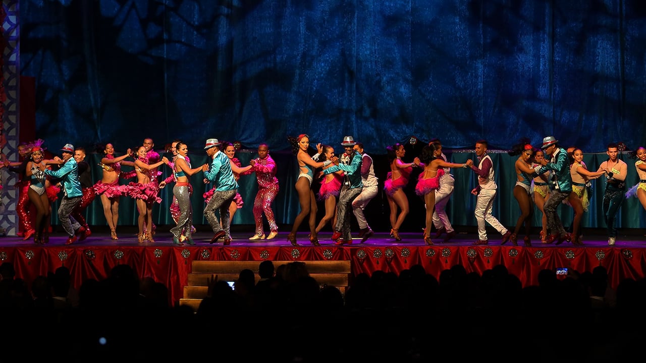 Aproximadamente 100 colombianos viajan cada año a más de 72 países para ofrecer shows privado de baile. Los hoteles, casinos y cruceros son los principales clientes.