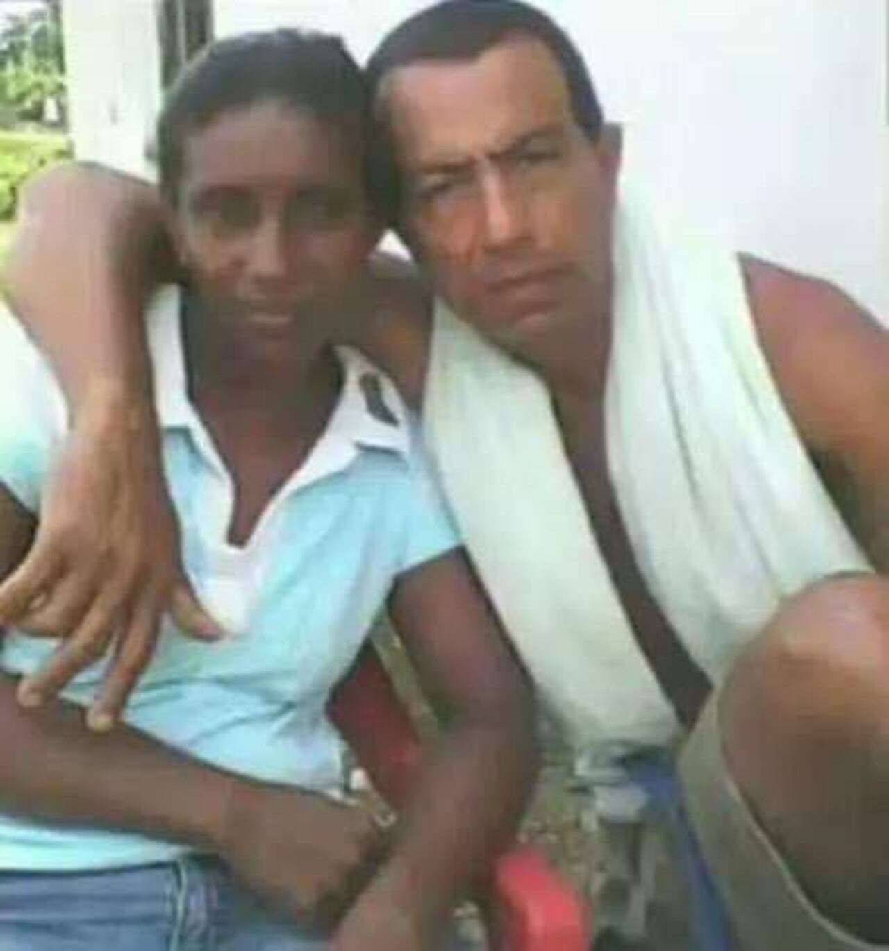 Pareja de esposos víctimas de accidente en Bolívar .