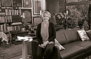 Murió Dalita Navarro, la artista que convirtió la cerámica en un puente entre el arte y la historia política de Colombia