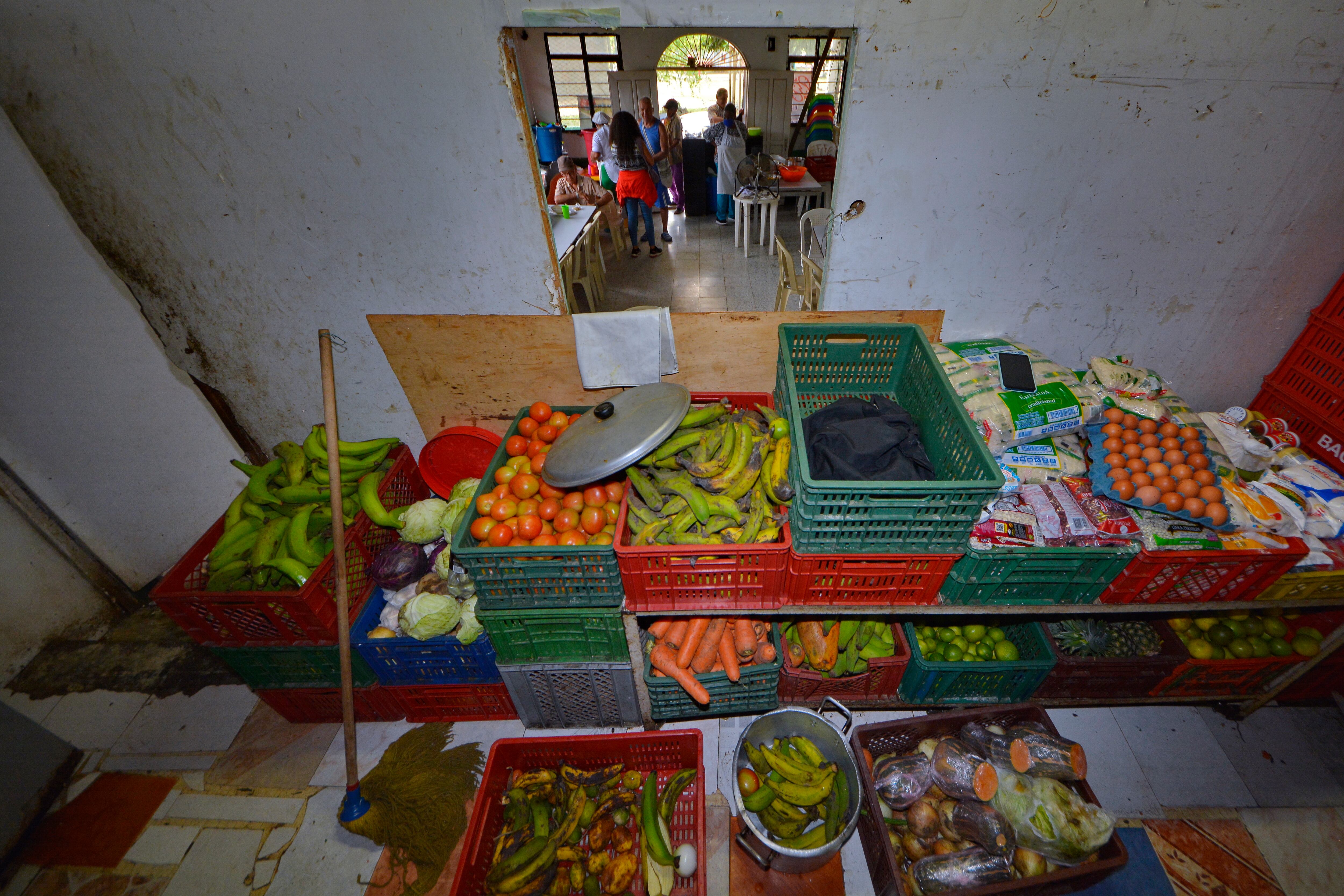 En Cali hay alrededor de 800.000 personas que buscan al menos una ración de comida diaria, según el Banco de Alimentos. Lo que revela la penosa situación de hambre en la ciudad