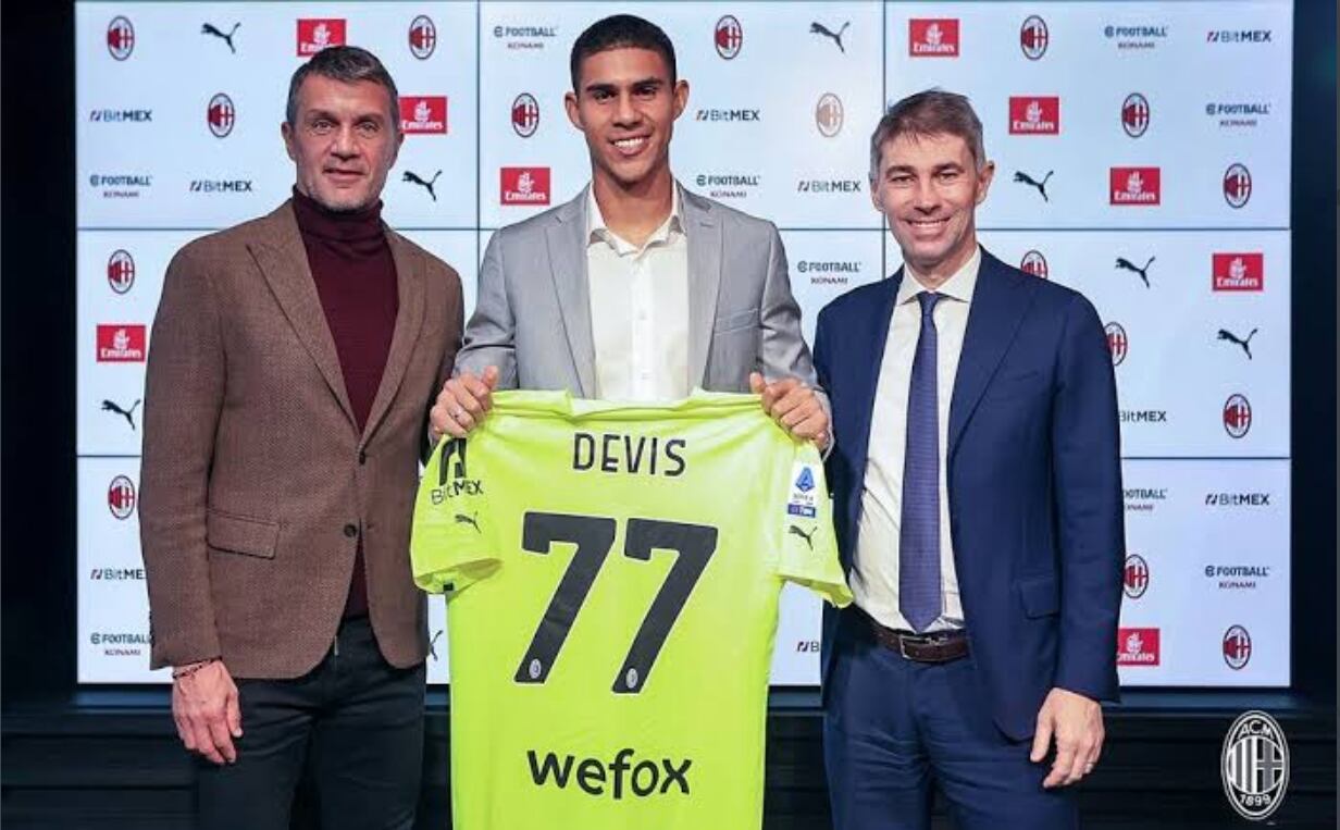 Devis Vásquez 
Nuevo arquero del Ac Millan