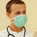 La próstata es una glándula del tamaño de una nuez, situada debajo de la vejiga y alrededor de la uretra. Cuando la afecta el cáncer y se trata con las terapias convencionales puede producir problemas de incontinencia urinaria y disfunción eréctil.