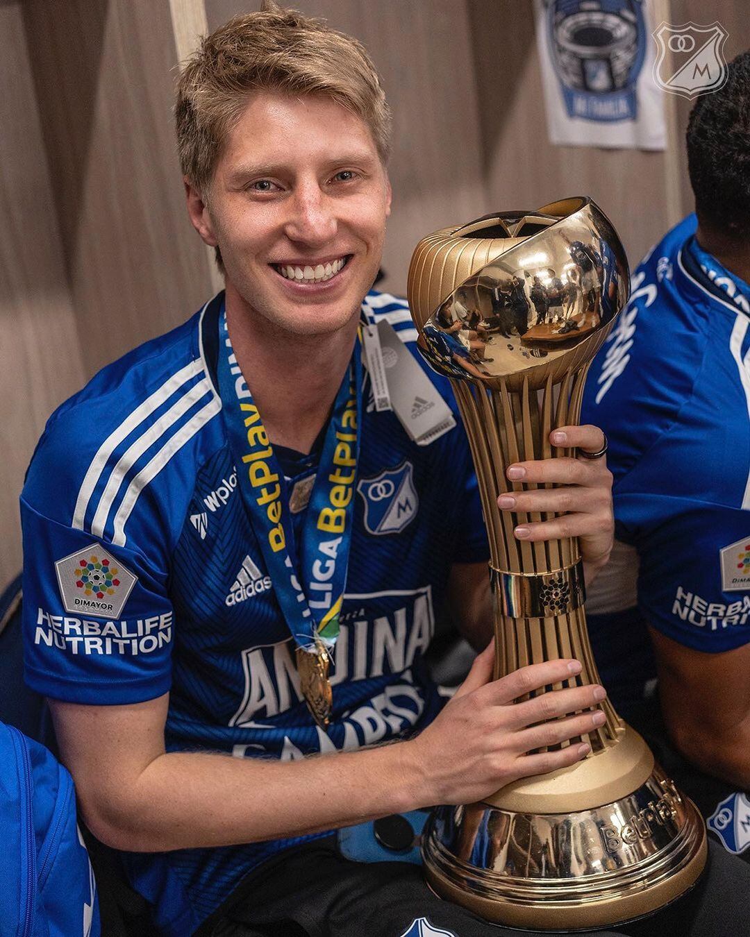 Llinás fue uno de los héroes para que Millonarios levantara su estrella número 16.