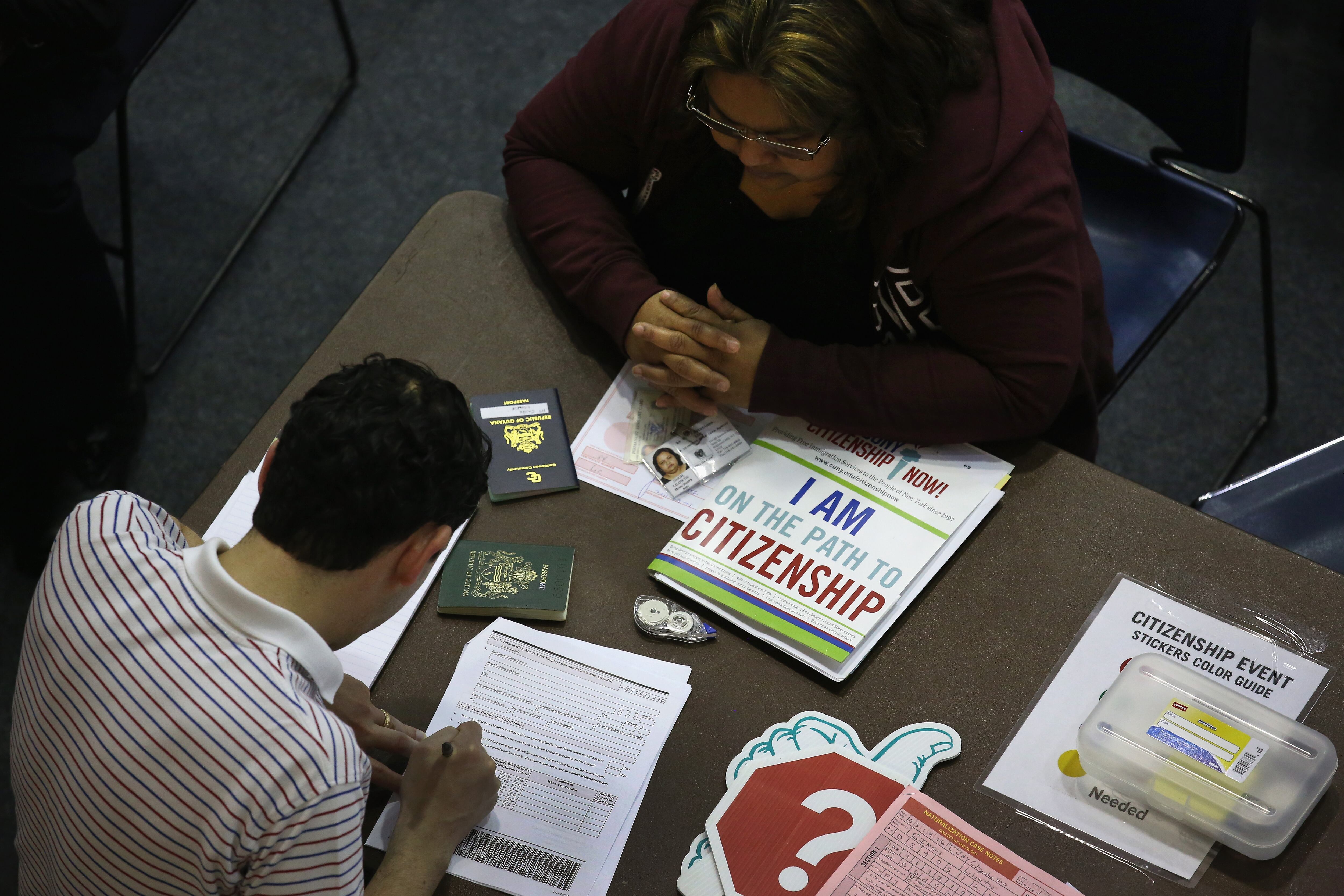 La carta debe ser diligenciada para darle más peso a la solicitud aunque no es obligatorio.