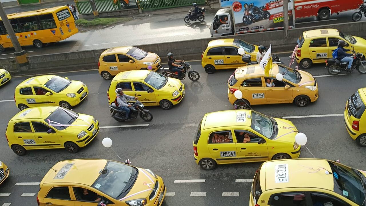 Conductores exigen la presencia de Tránsito y Policía en el Aeropuerto Internacional Palonegro.