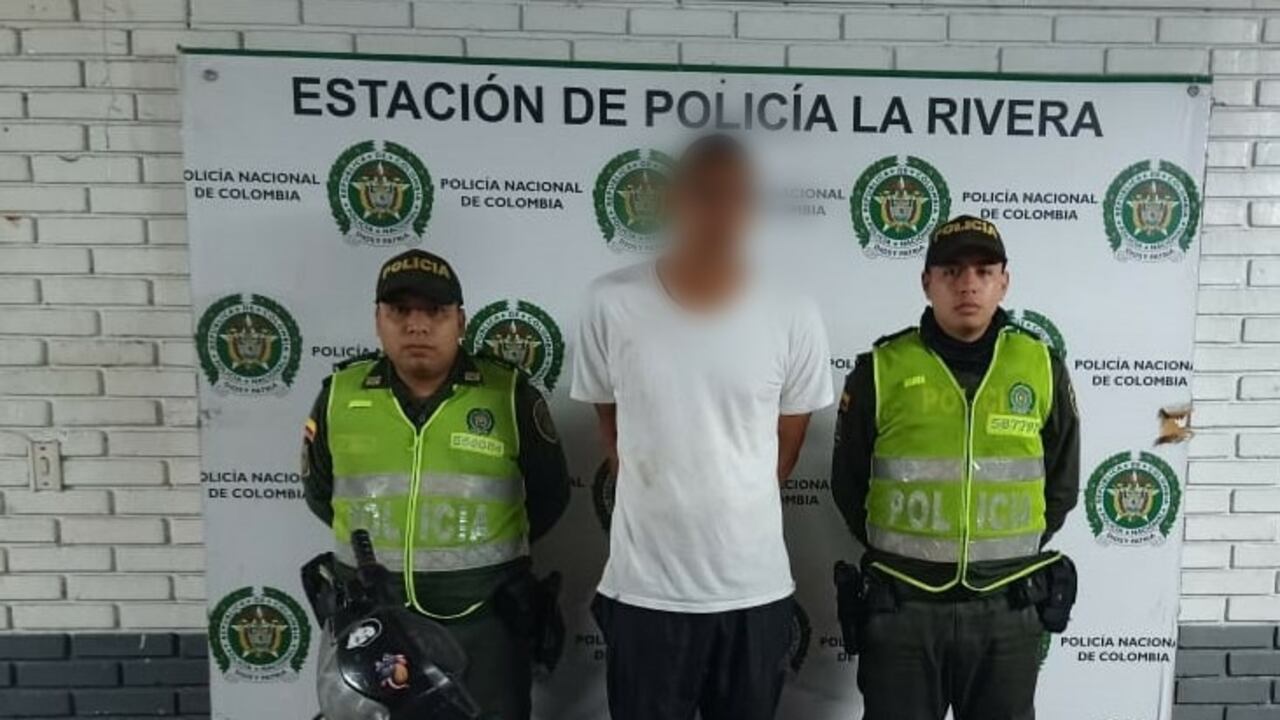 'El Tendero' y otra persona, fueron dejados a disposición de la autoridad competente.