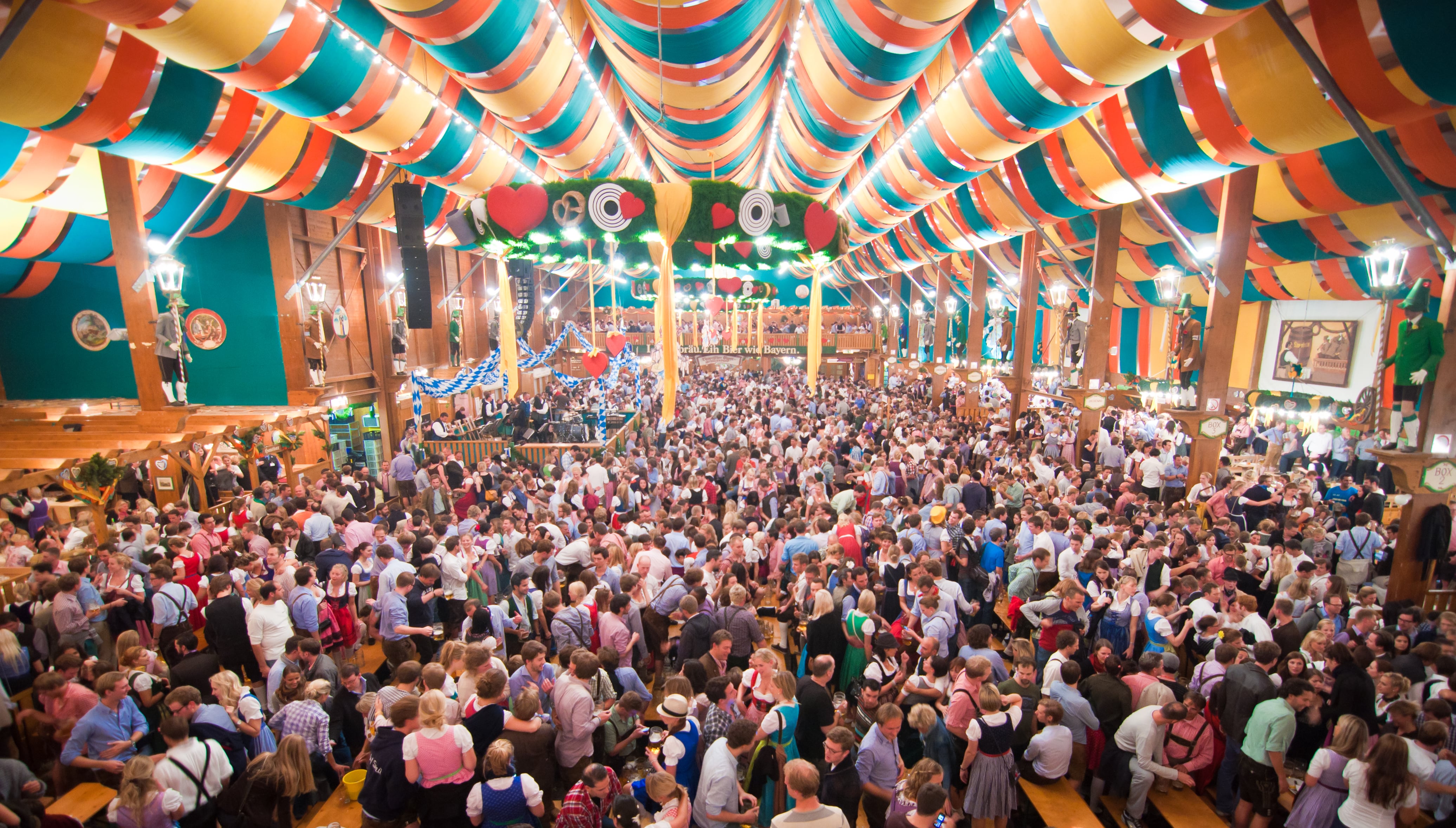Cada año llegan millones de visitantes al Oktoberfest en Múnich, Alemania.