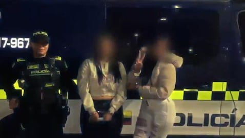Policía captura a dos mujeres tras agresión en TransMilenio.