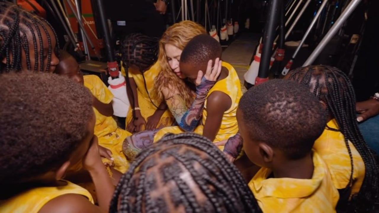 Shakira despide a los Ghetto Kids tras su paso por el Mundial 2026
