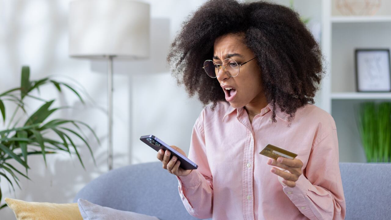 Para realizar una transferencia bancaria electrónica, generalmente se sigue un proceso sencillo pero detallado.