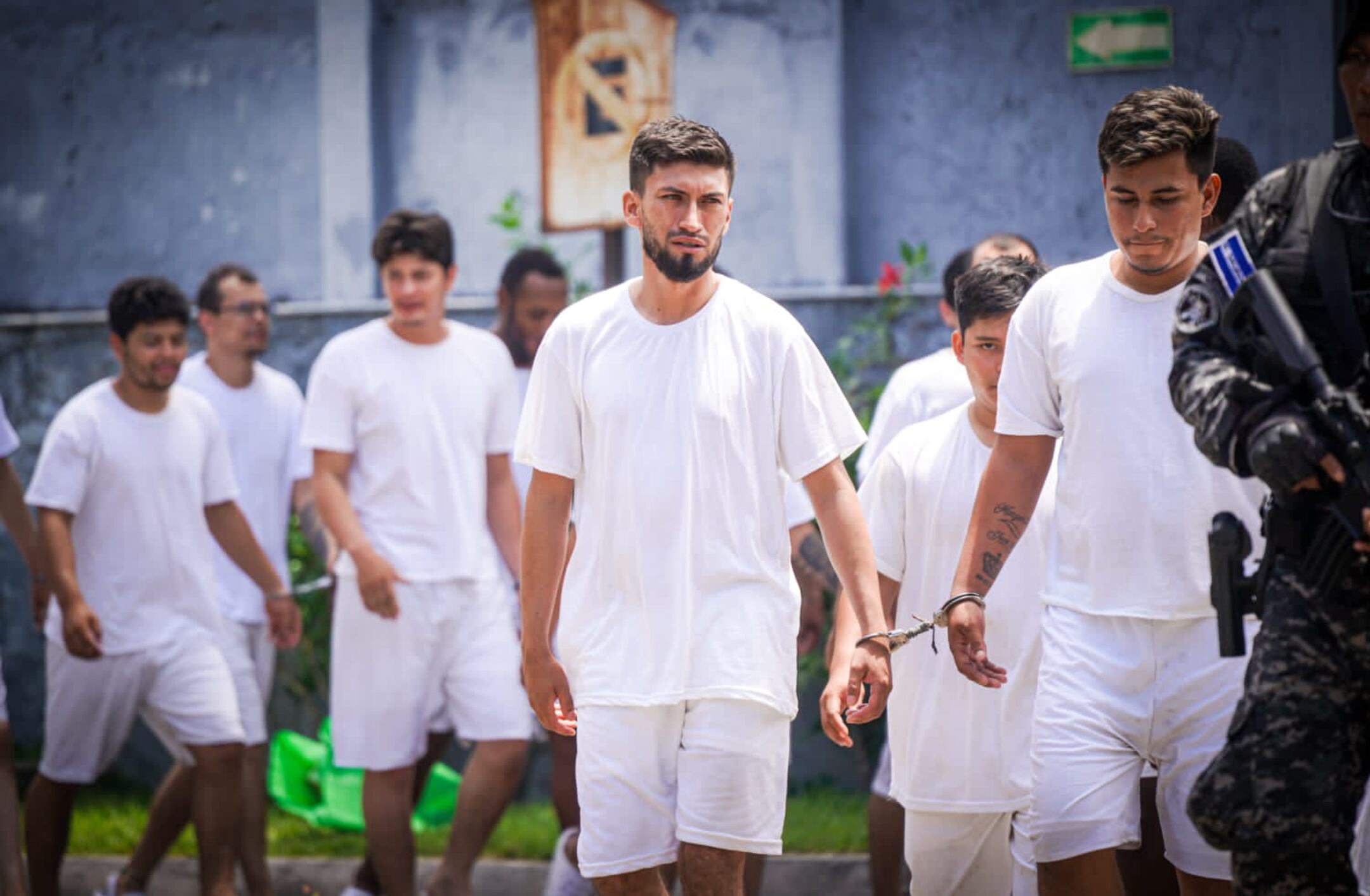 Colombianos. Foto: Twitter. Fiscalía General El Salvador @fgr_sv