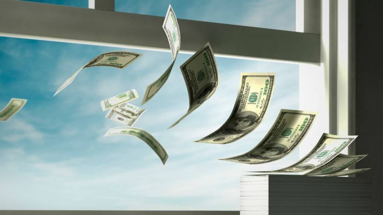 La incertidumbre sobre un nuevo cierre parcial del gobierno federal en Estados Unidos desvalorizó el dólar.