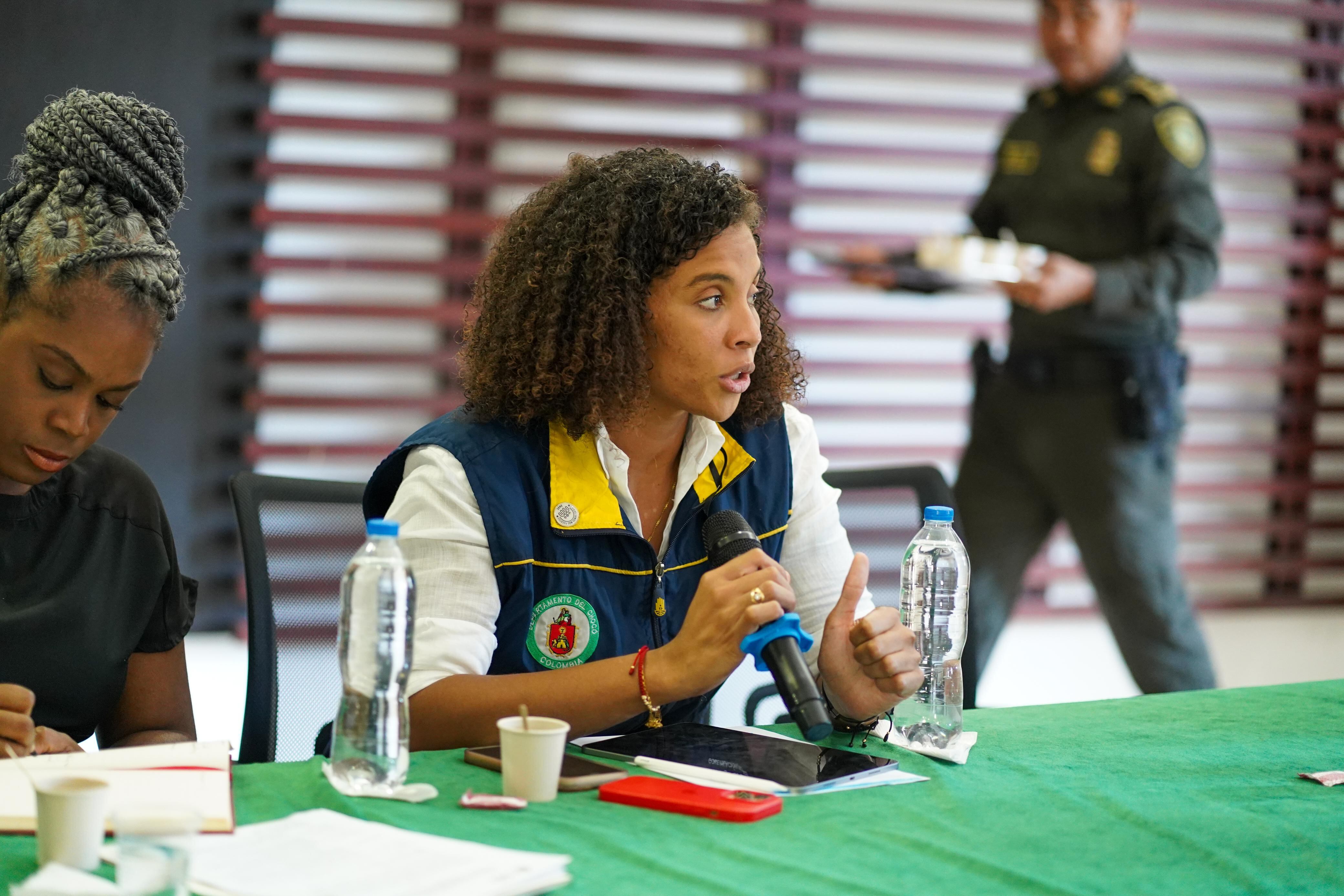 Nubia Carolina Córdoba, gobernadora del Chocó, explica cómo avanzan las labores de rescate de las víctimas del derrumbe.
