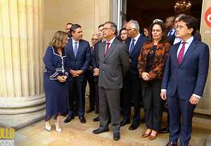 Presidente Gustavo Petro saliendo de la Casa de Nariño al Congreso de la República