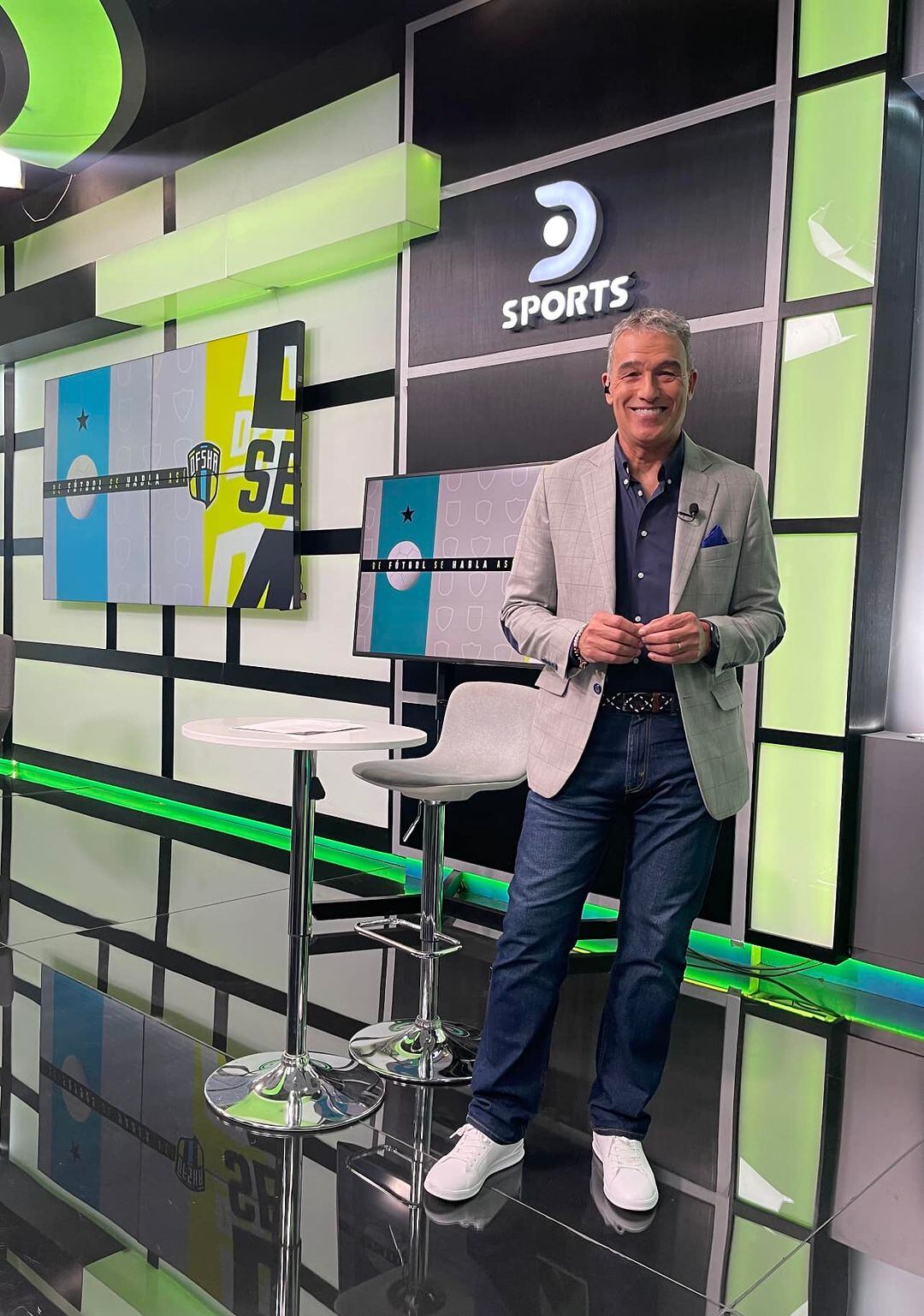 Adrián Magnoli pertenece a la lista de periodistas de Directv Sports