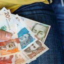 El misterio detrás de colocar el billete de Año Nuevo en el zapato para atraer la abundancia en el 2024.