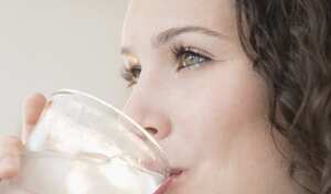 Beber menta con limón trae grandes beneficios para el organismo