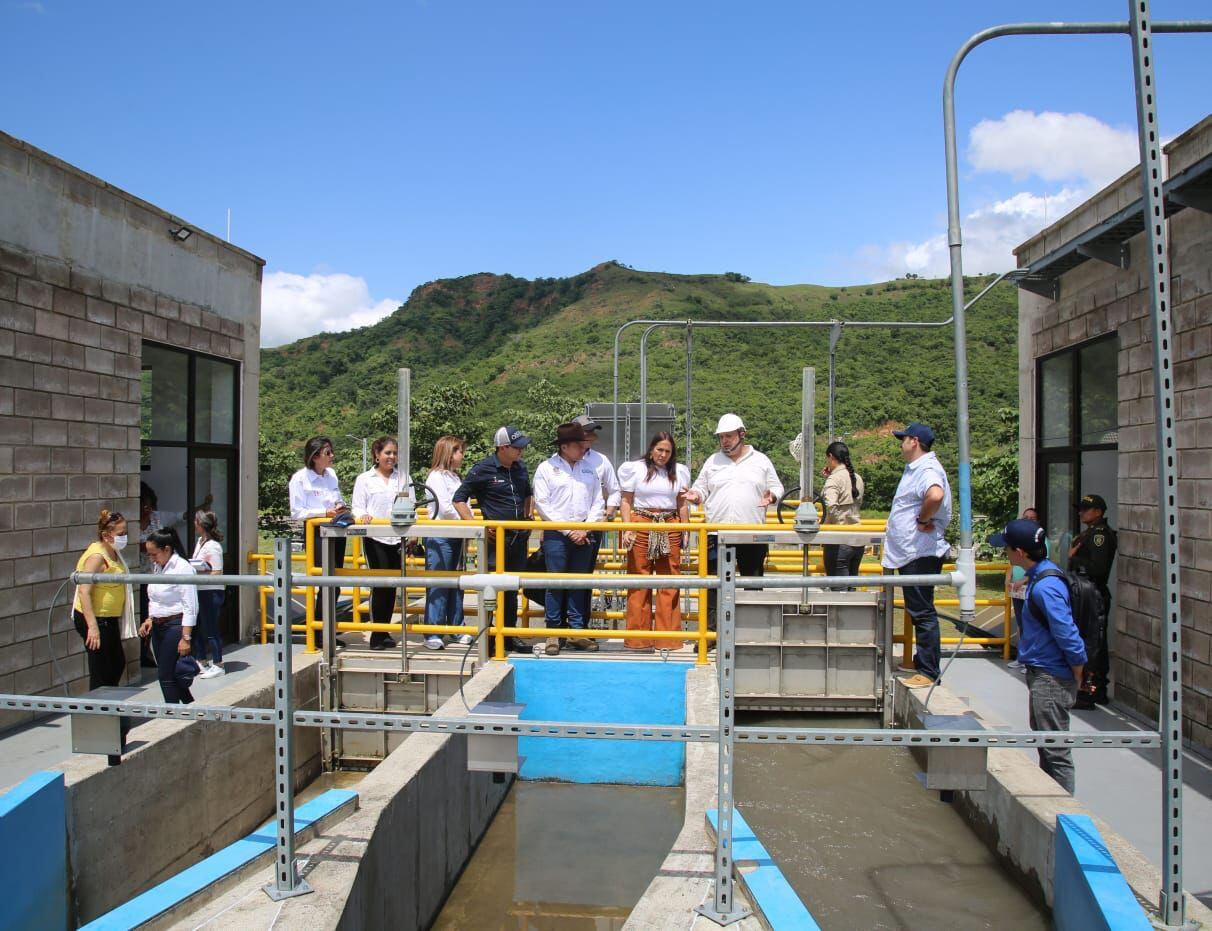 sistema de abastecimiento y tratamiento de agua potable *