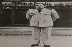 Inicios de su vida militar.