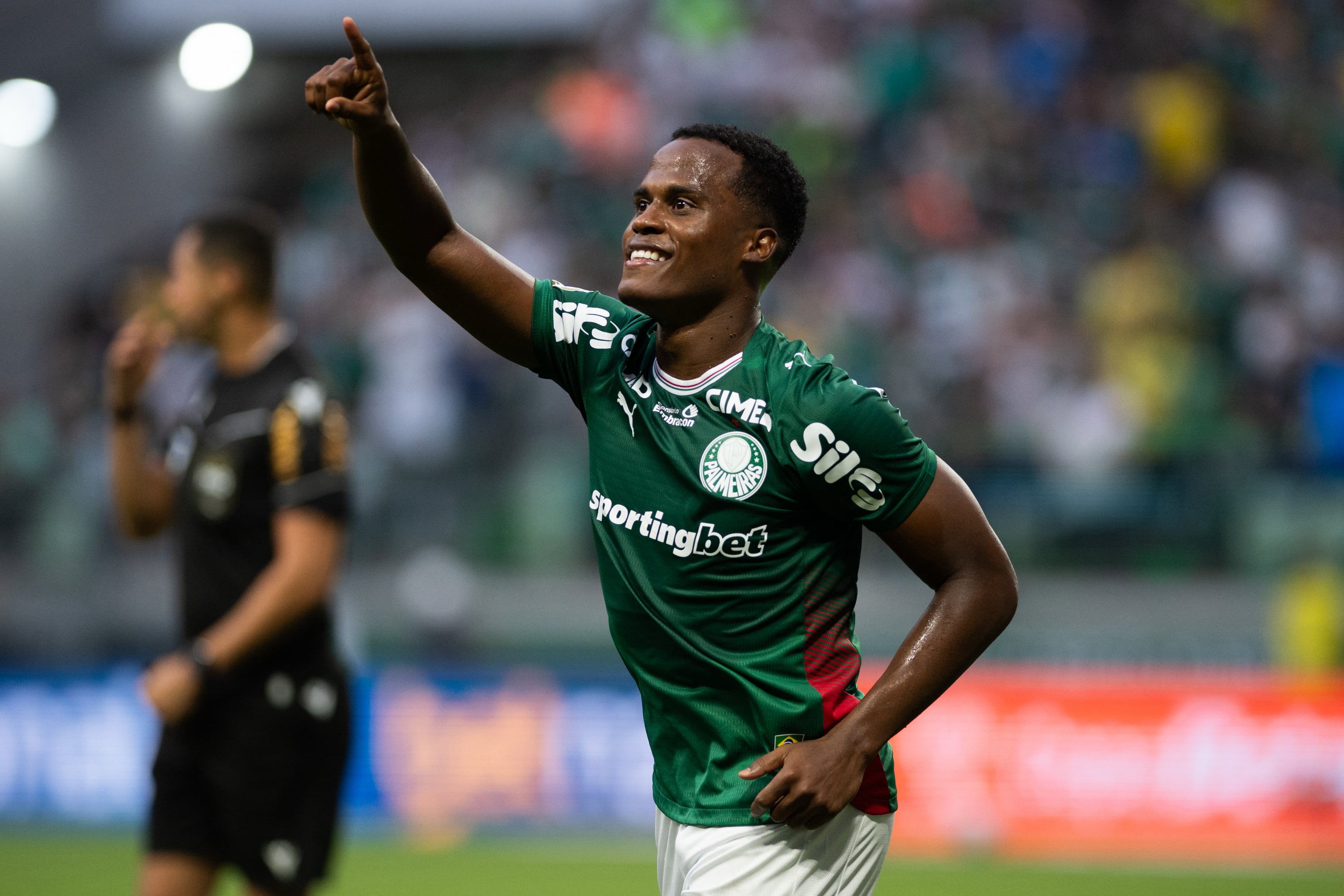 Jhon Arias celebra con Palmeiras