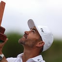 Camilo Villegas dedicando su título al cielo