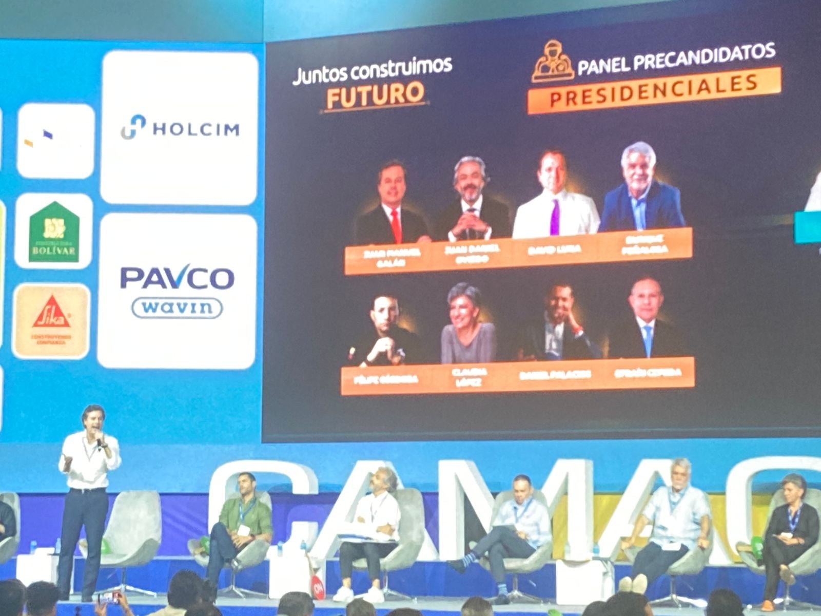 Precandidatos presidenciales en Congreso de Camacol en Barranquilla