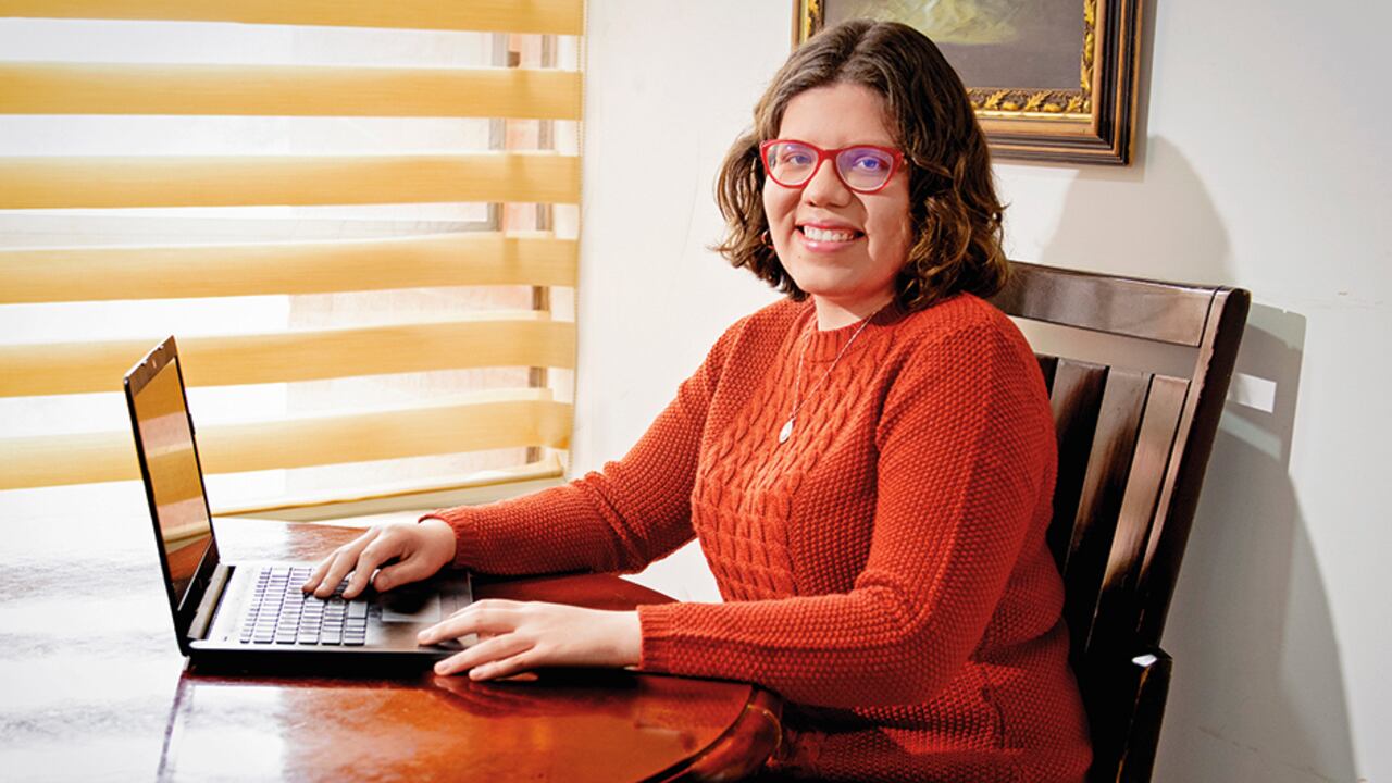 Isabel Cristina MoncayoContadora