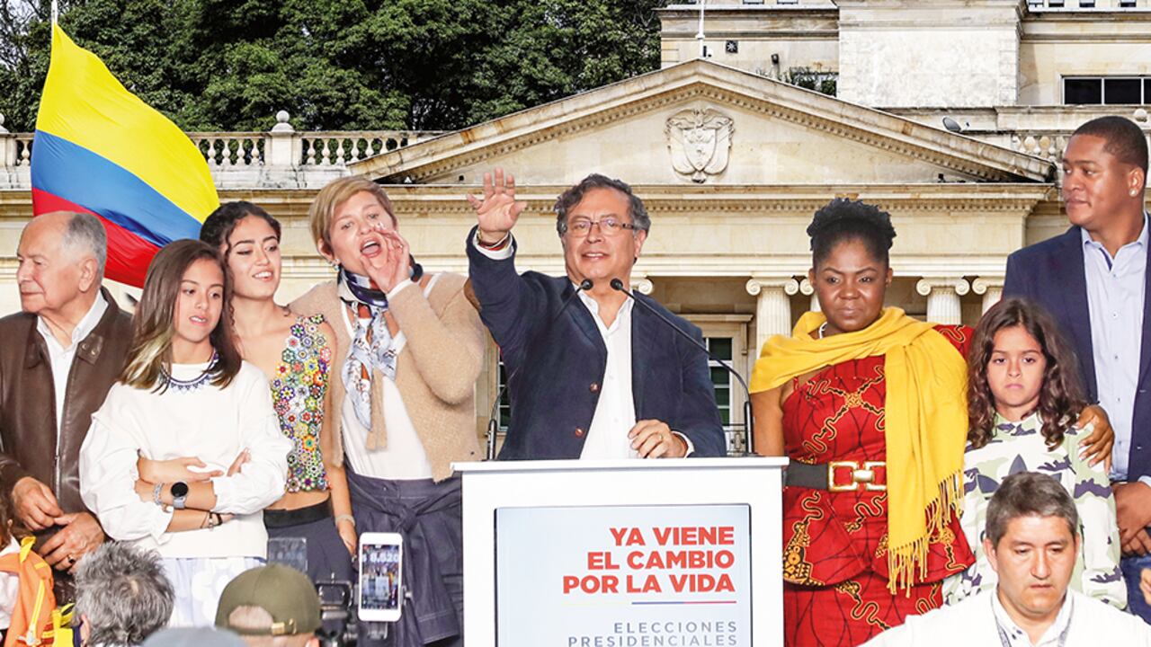 El fantasma de la reelección reaparece.