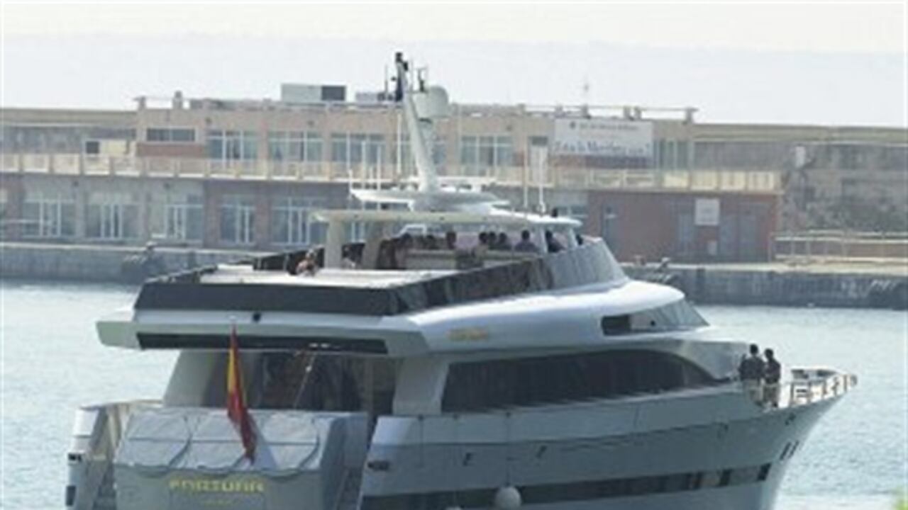 Con una salud debilitada, el monarca utilizaba poco el yate, cuyo elevado coste de mantenimiento contrasta con las políticas de austeridad aplicadas por el gobierno español en su lucha contra el déficit.