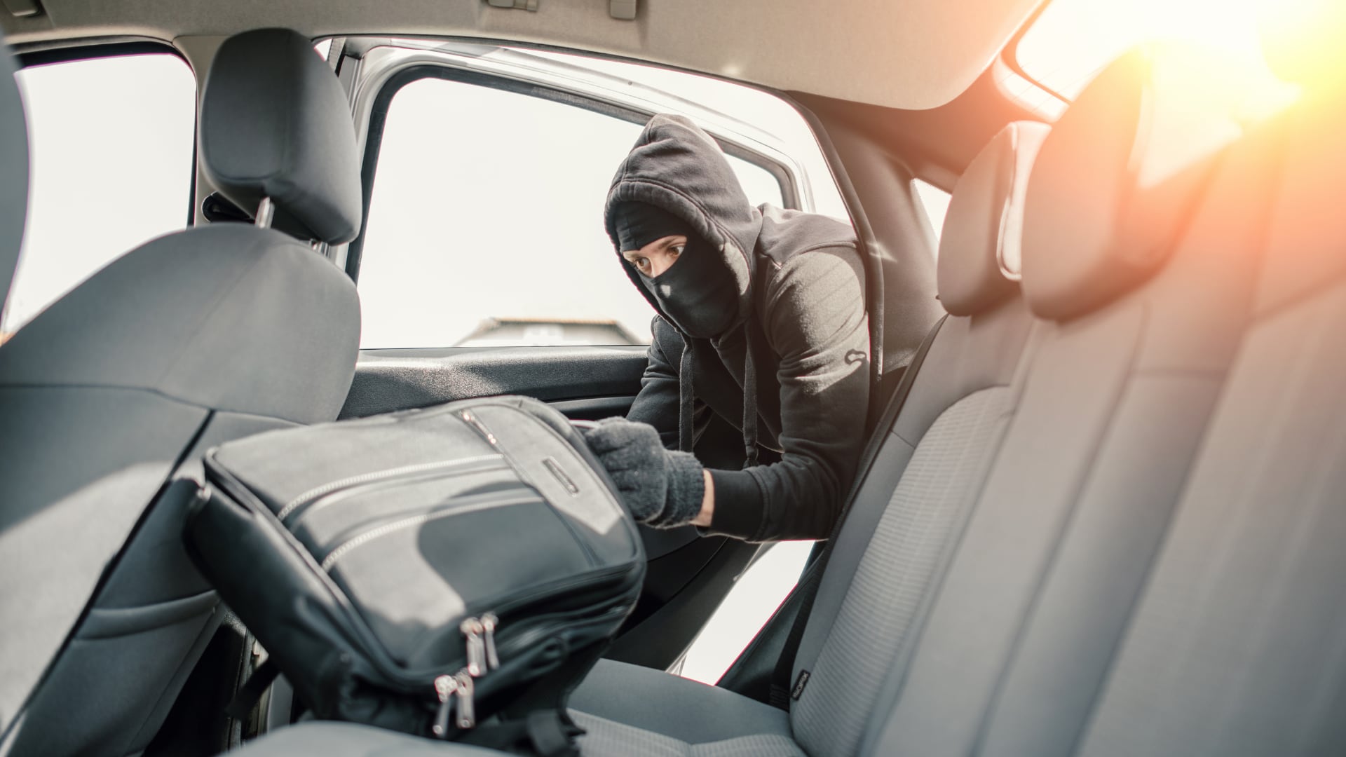 Las funciones del celular que facilitan el robo de dispositivos en vehículos..