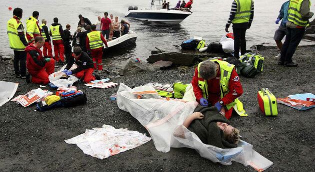 En la isla de Utoya, Noruega, al menos 80 personas murieron después de que un hombre armado abriera fuego en un campamento de verano. Sucedió en 2011.