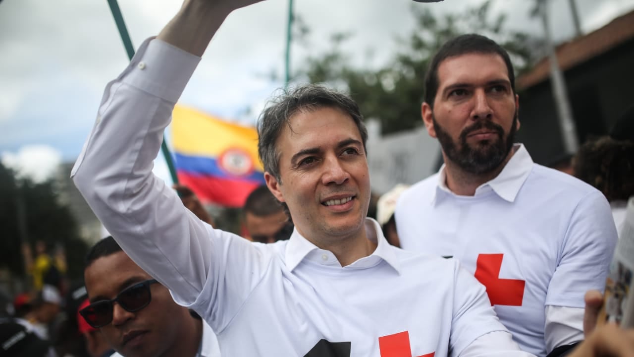 Juez impone prohibiciones a Daniel Quintero.