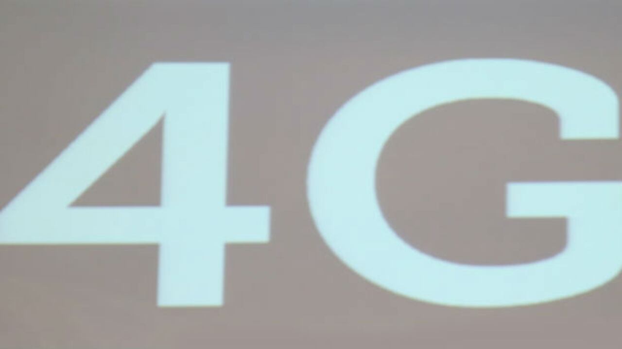 La subasta, que se iba a realizar abierta y simultánea, tenía previsto asignar cinco licencias.