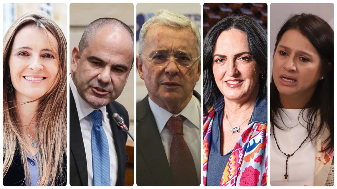 El expresidente Álvaro Uribe (centro) se refirió a la elección de la candidata del Centro Democrático para las elecciones a la presidencia de Colombia. En la imagen, de izquierda a derecha también aparecen Paloma Valencia, Gabriel Vallejo, María Fernanda Cabal y Paola Holguín.