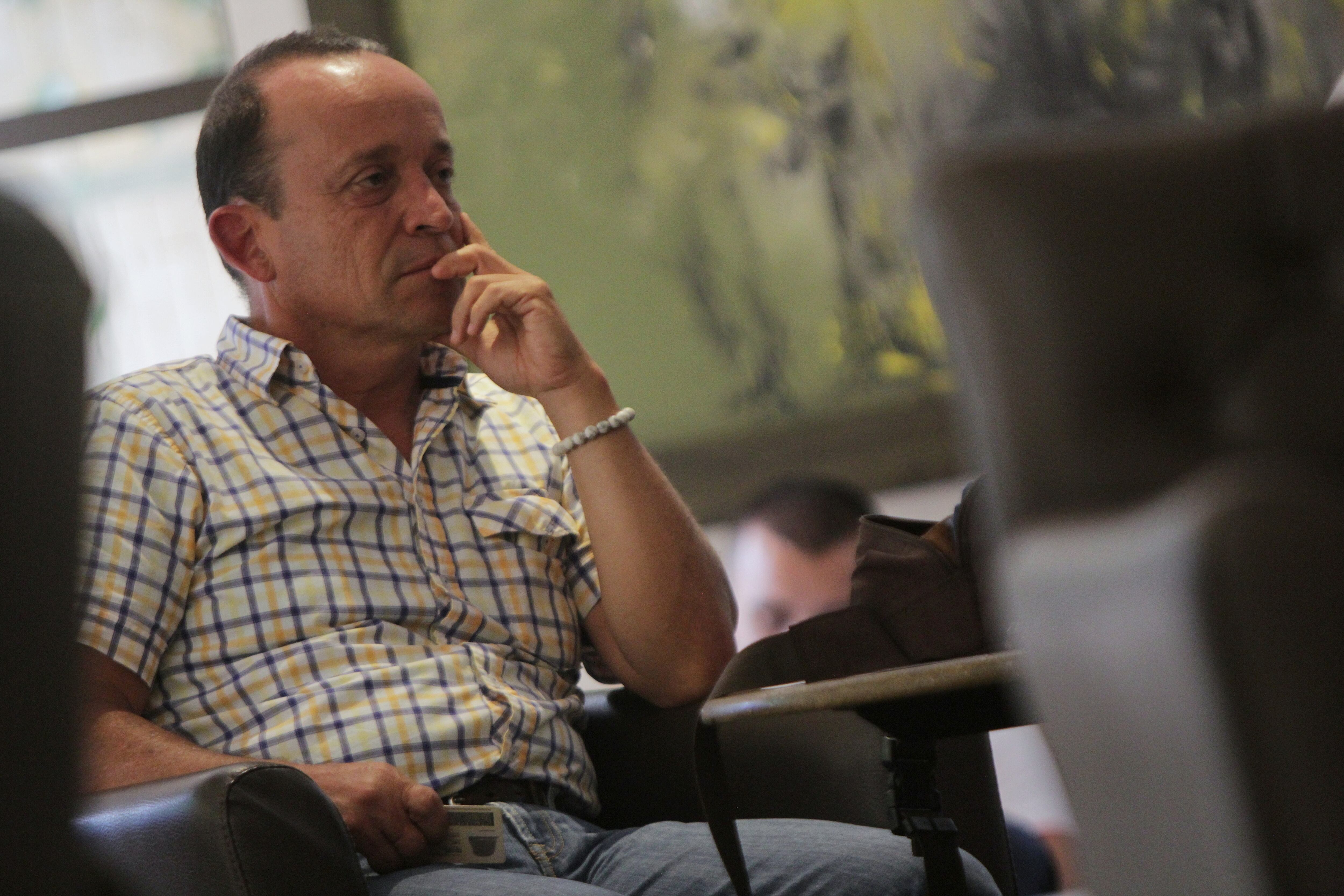 Santiago Uribe, hermano del expresidente Álvaro Uribe, fue absuelto de una investigación de hace 20 años.