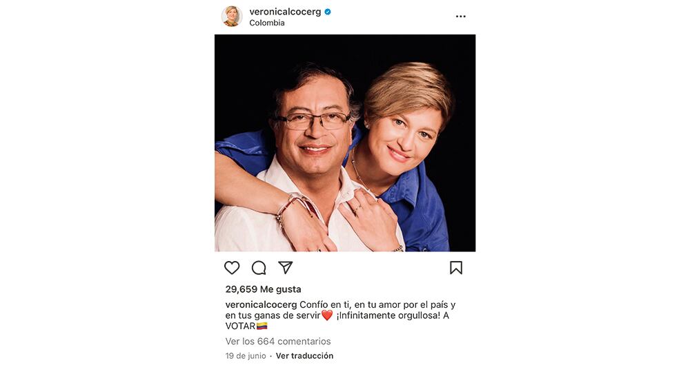 Verónica Alcocer y Gustavo Petro no ocultan su amor. 