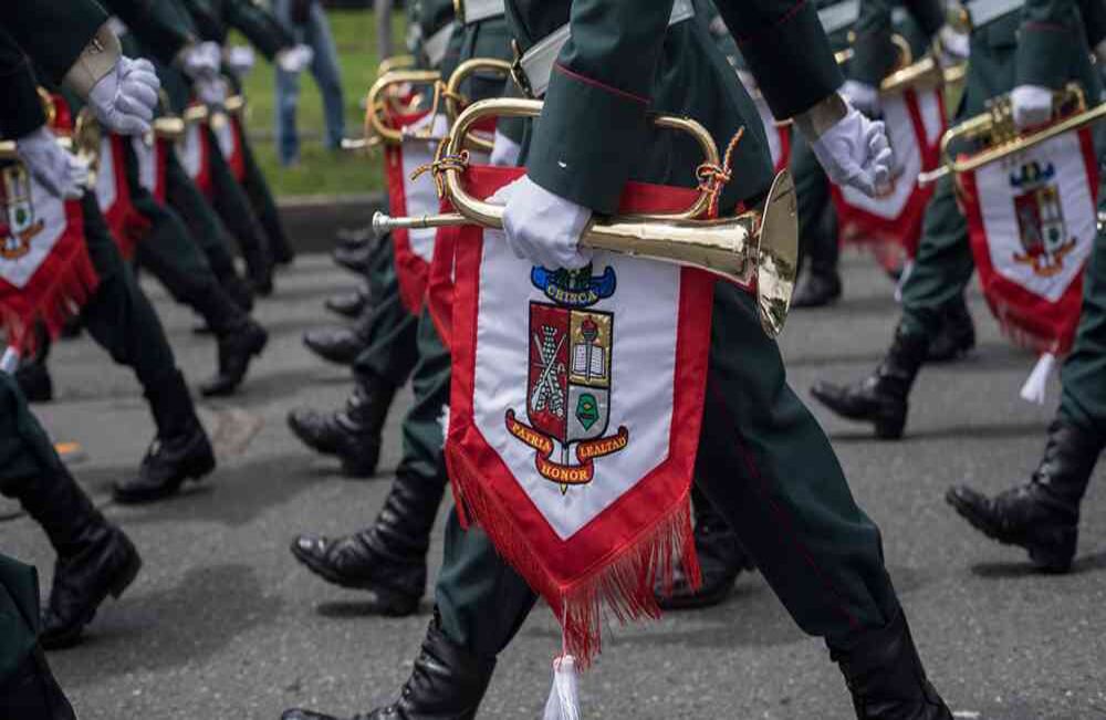 Jóvenes de diferentes regiones del país participaron del desfile
