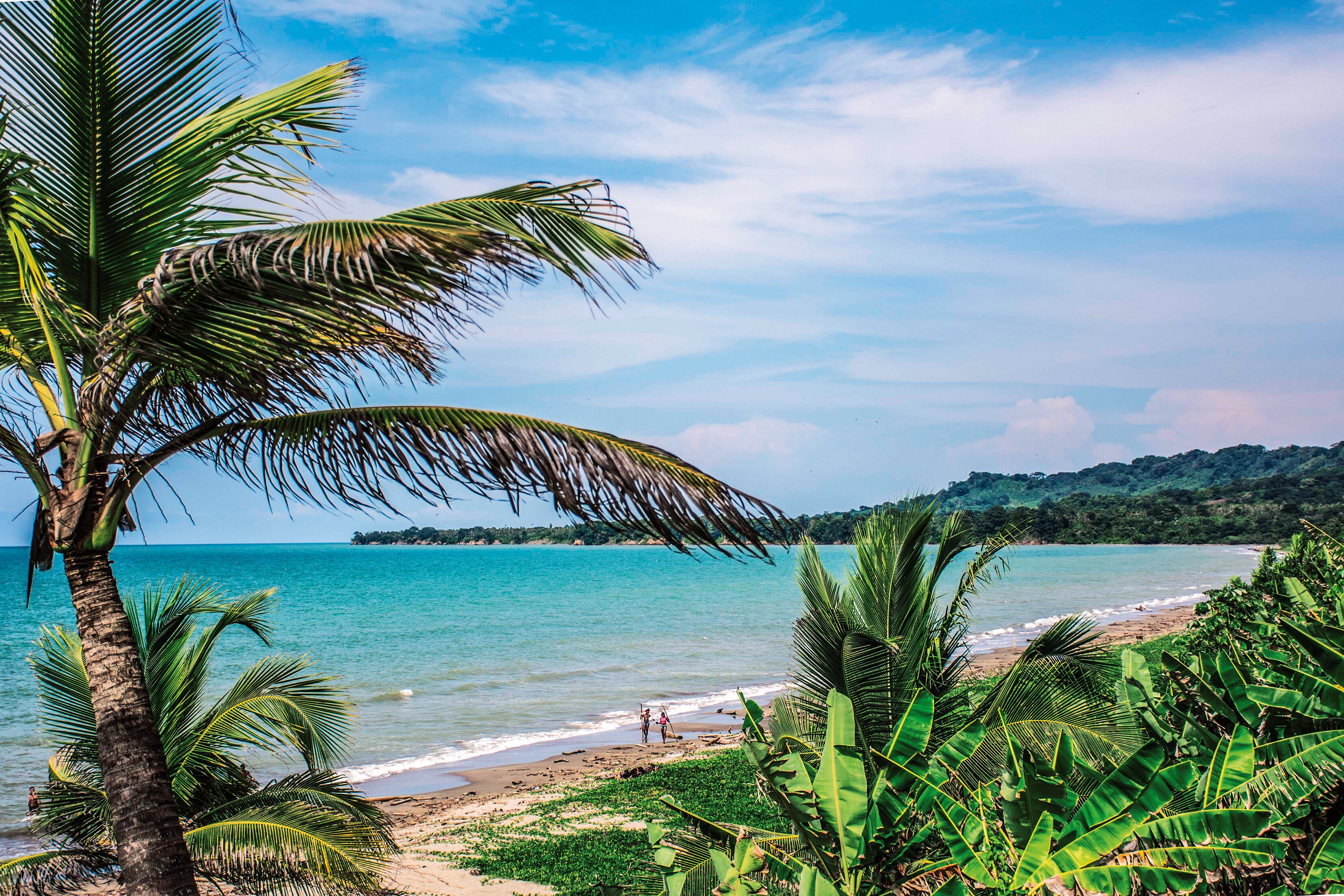 Antioquia tiene aguas tibias y reconfortantes en Necoclí, amplias extensiones de arena en San Juan de Urabá, bullerengue y sabor en Turbo y un contraste de verdes que se aprecia en Arboletes.