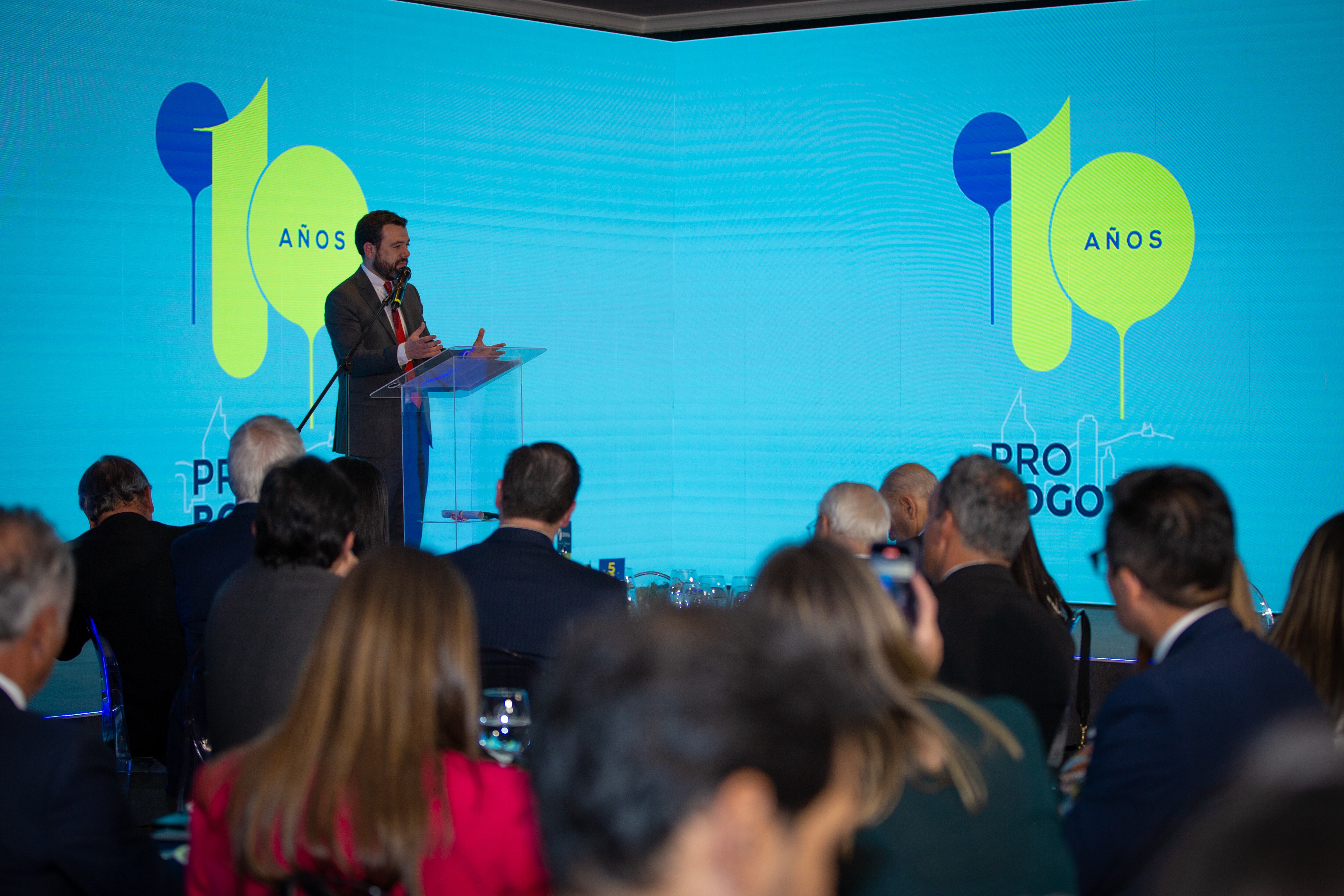 Alcalde Carlos Fernando Galán en los 10 años de  Probogotá