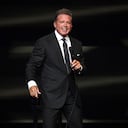 A sus 52 años, Luis Miguel regresa a los escenarios.
