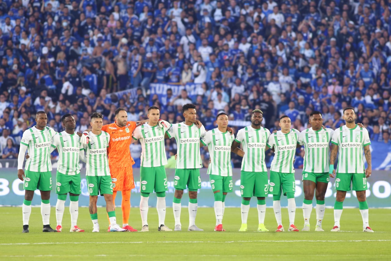 Atletico Nacional players participate in the match between Millonarios F.C. and Atletico Nacional on Matchday 13 as part of the BetPlay DIMAYOR I 2025 League at the Nemesio Camacho El Campin Stadium in Bogota. (Photo by Daniel Garzon Herazo/NurPhoto via Getty Images)