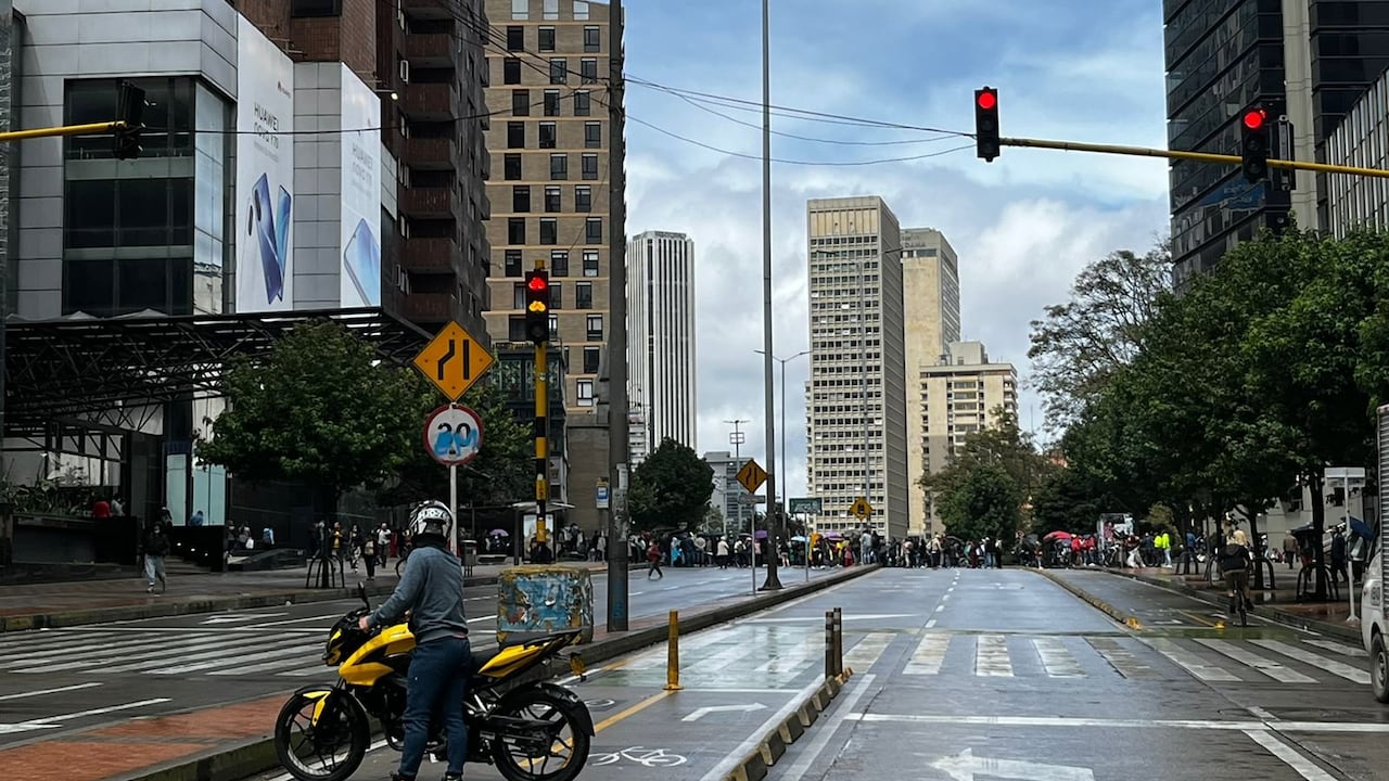 Las autoridades pidieron a los usuarios de la vía “tomar rutas alternas para evitar la congestión de la zona”.