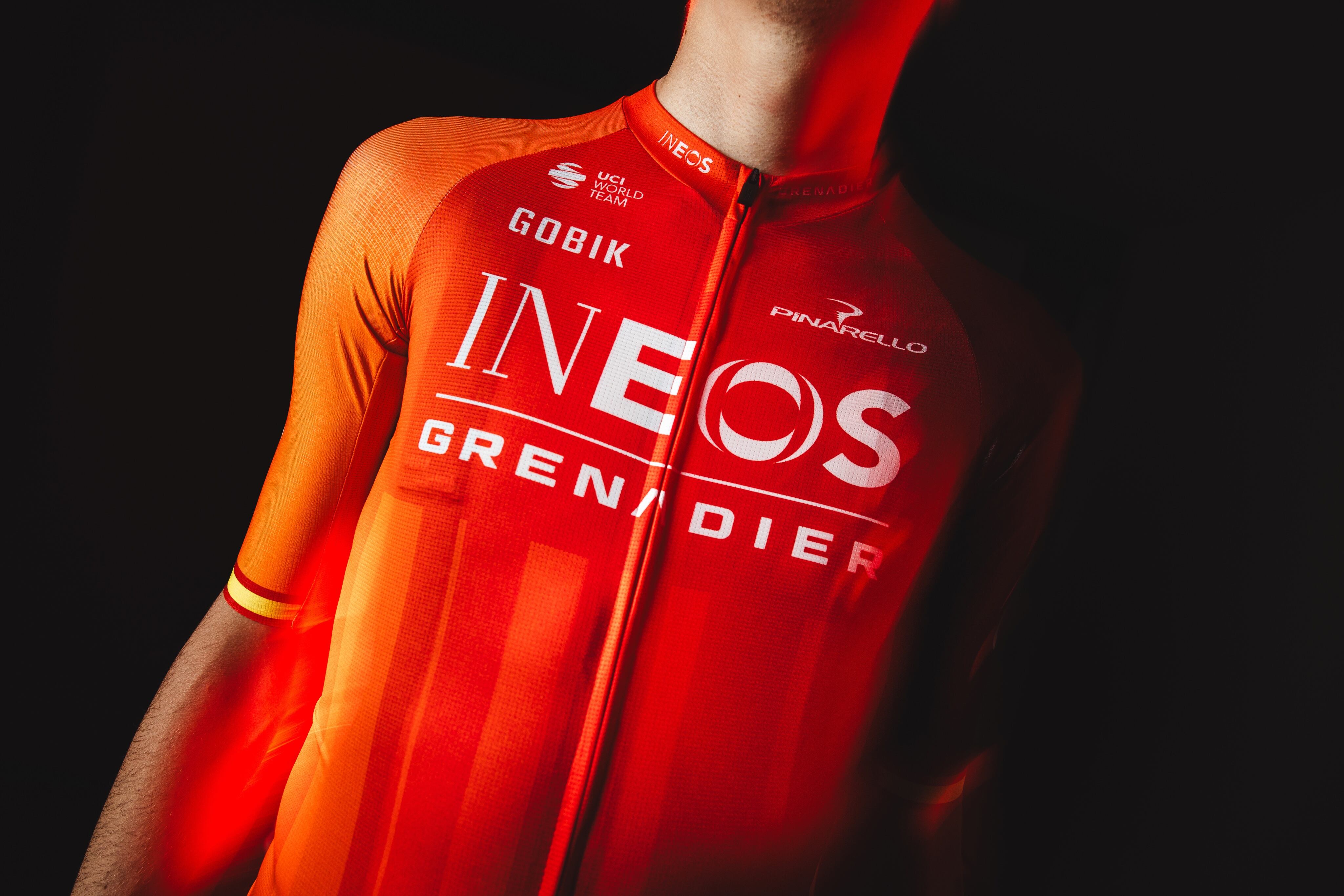 Diseño del nuevo uniforme de Ineos Grenadiers