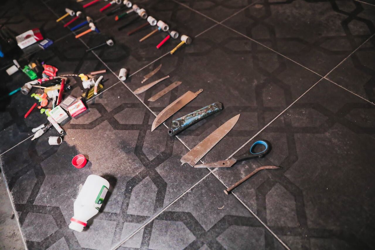 Incautación de armas en mega operativo en el barrio San Bernardo.