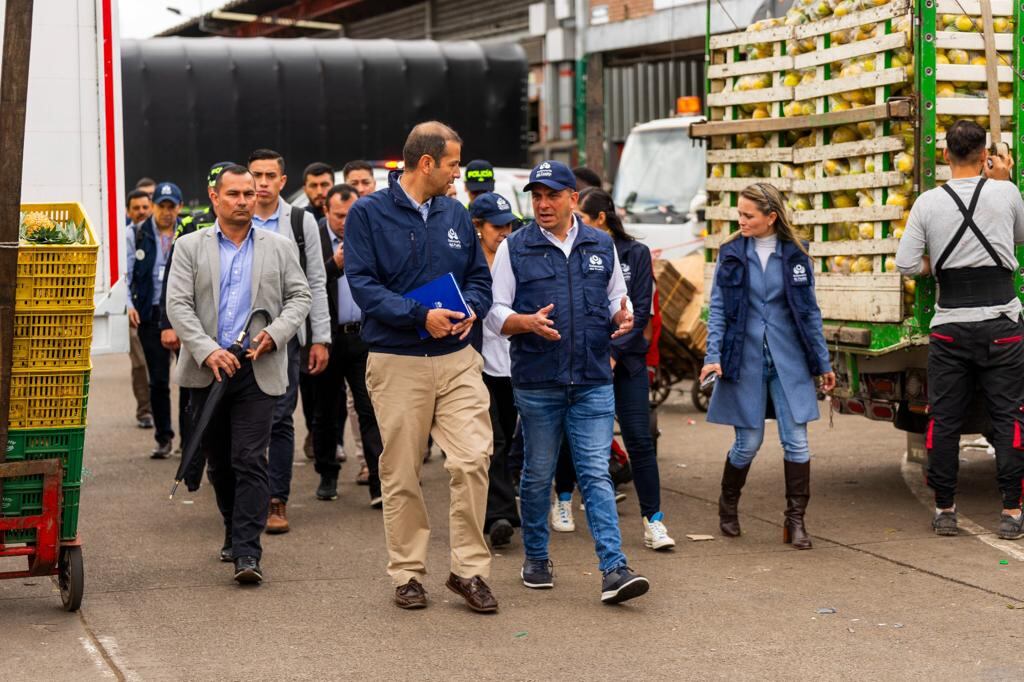 Defensoría presentó una acción popular con el fin de restablecer los derechos de los vendedores informales en Corabastos, ¿qué está pasando?