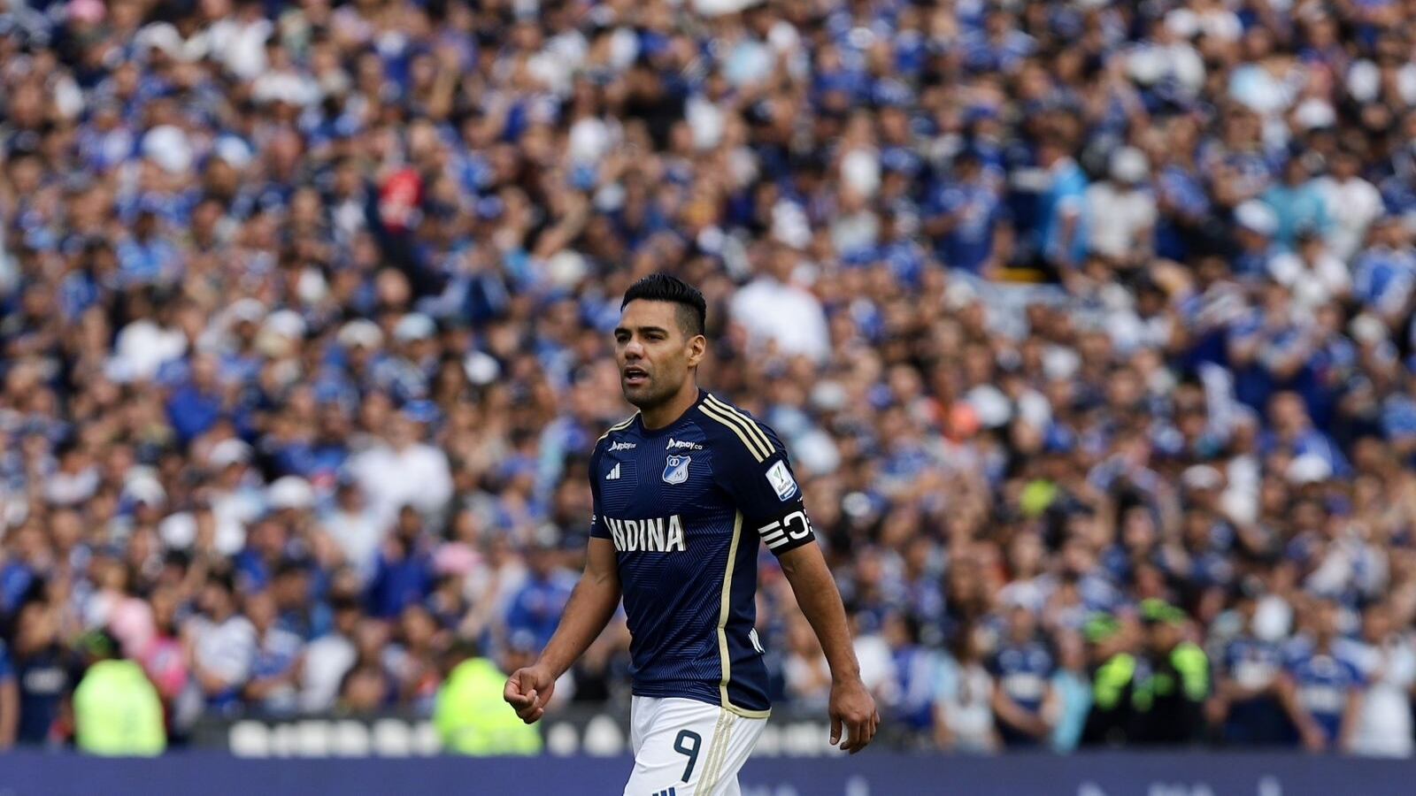 Primer partido de Falcao en 'El Campín' con el escudo de Millonarios en el pecho.