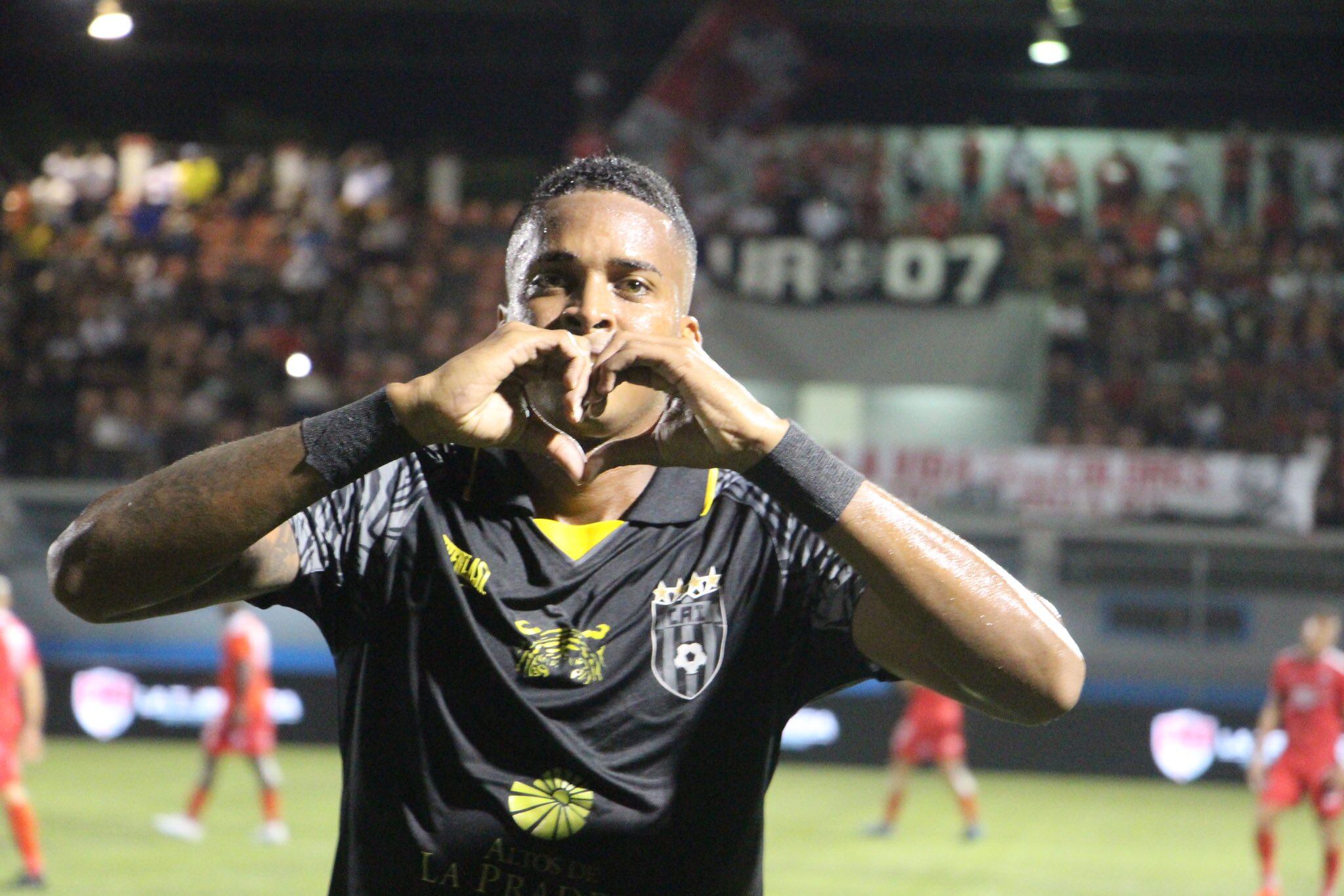 Gilberto Hernández, futbolista panameño asesinado.