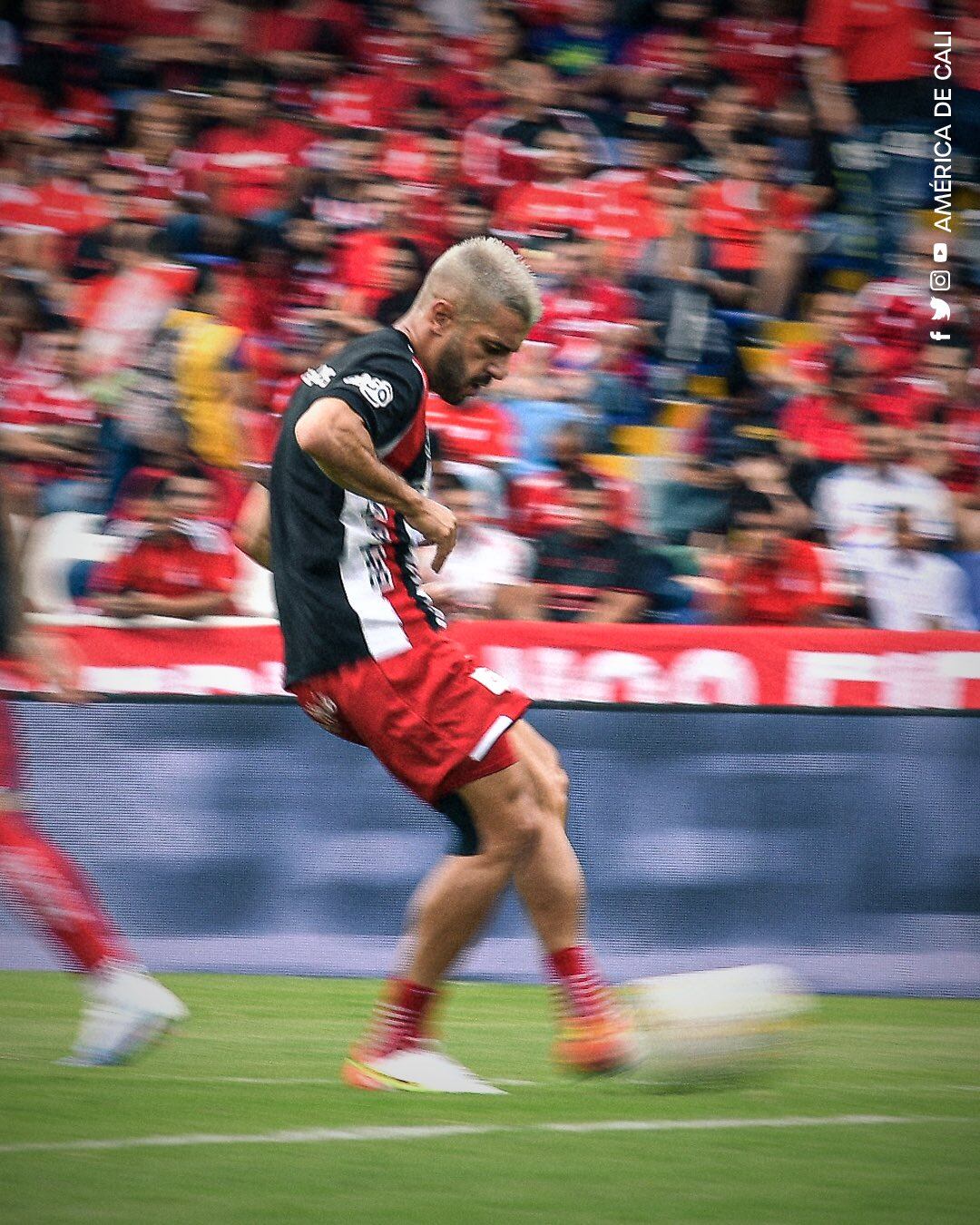Iago Falque volvió a la titular de América luego de superar una lesión